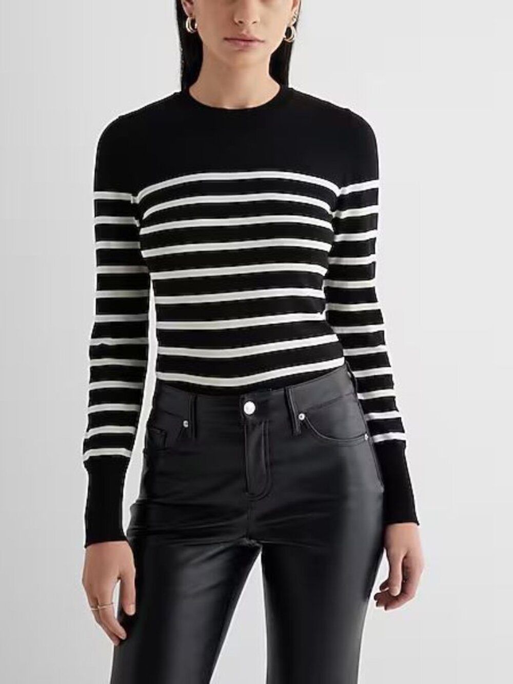 Express Silky Soft Fitted Sweater Womens Small S Black Striped Stretch KK07